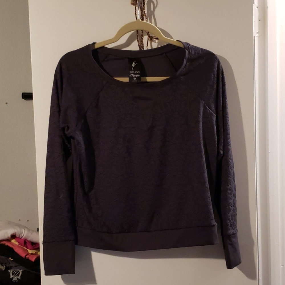 Long sleeve warm up top by Capezio